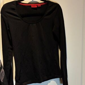 HUGO Classic Black Long Sleeve Tee ⭐️